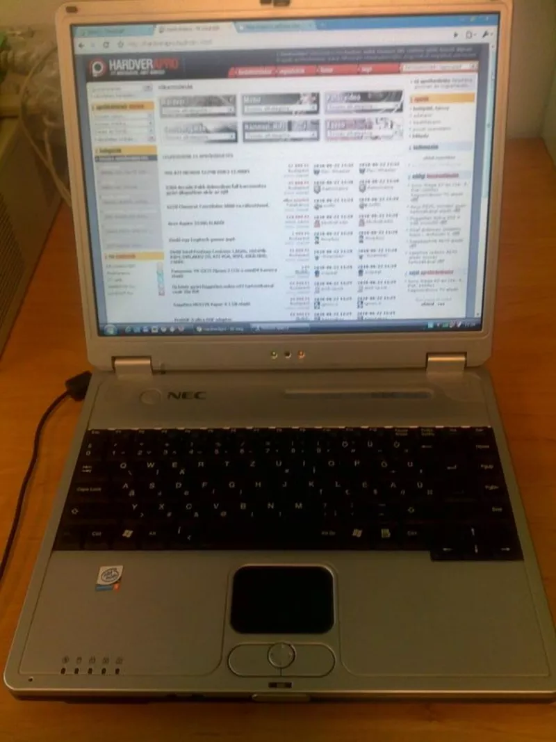 Продам ноутбук NEC Versa F M500e