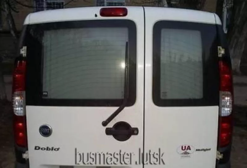 Fiat Doblo автоскло,  бокове,  заднє,  форточки 2