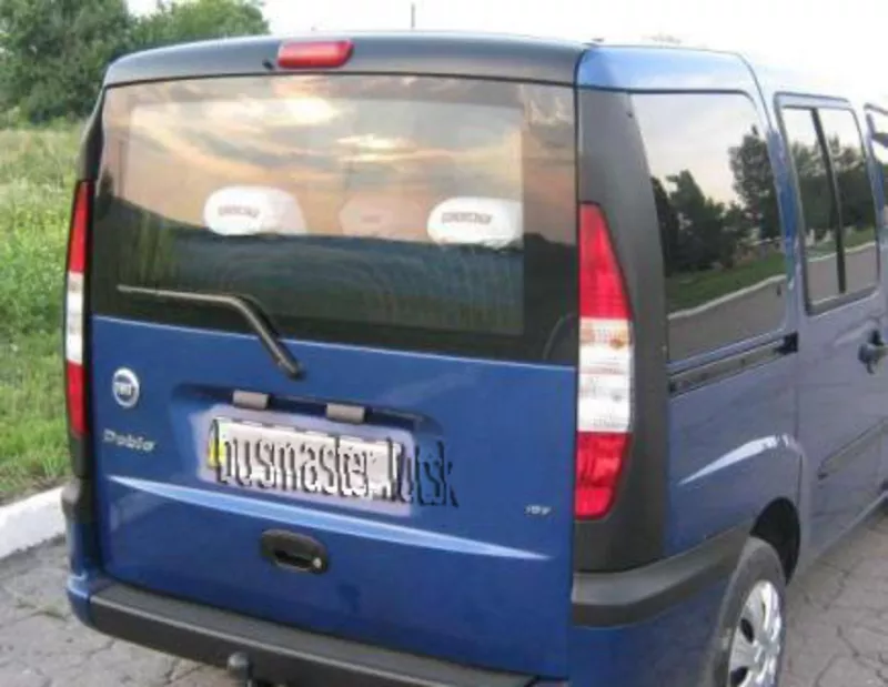 Fiat Doblo автоскло,  бокове,  заднє,  форточки 3