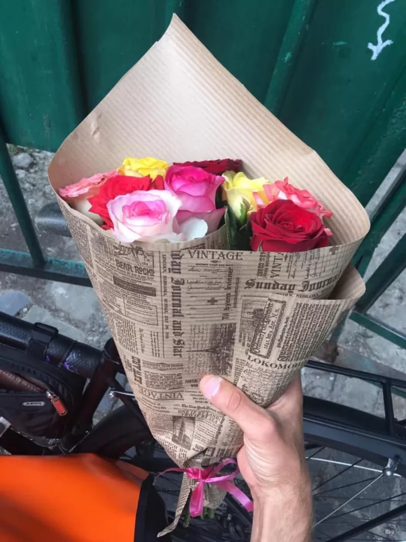 велокурьєр доставка продуктиів подарунків квітів документів вчасно  8