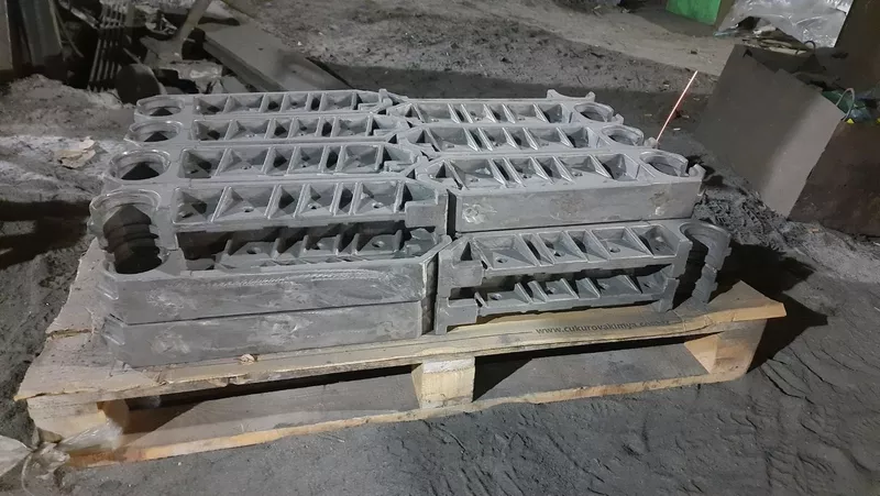 Послуги з виробництва литих металевих деталей під ключ 5
