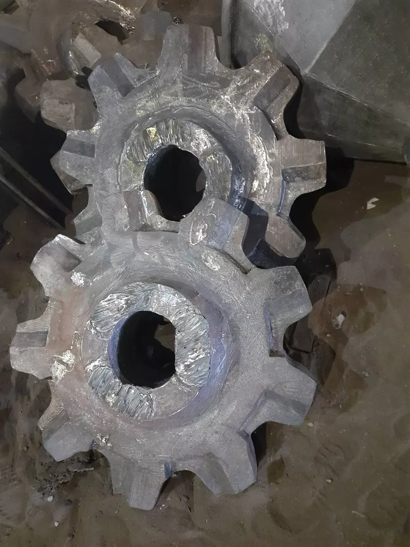 Машинобудівне лиття зі сталі та чавуну 2